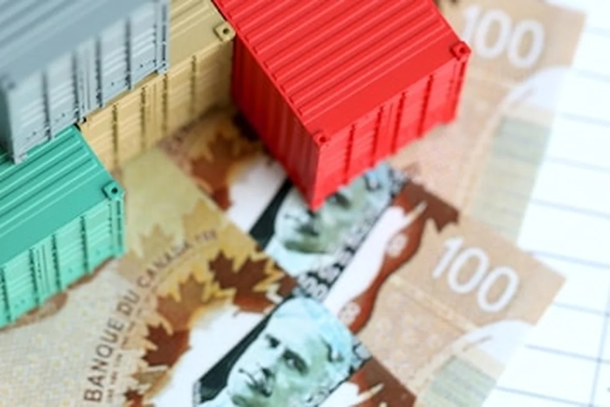 Globalny biznes kontenerowy statek towarowy w imporcie eksportowym